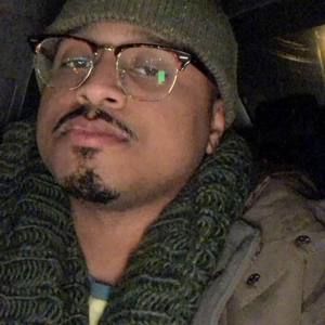 Meet your Posher, Luis